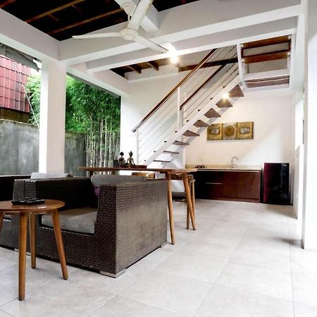 The Lumbung Wood Villa Seminyak Exterior foto